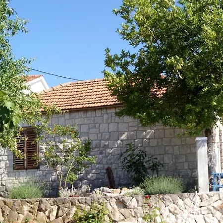 Stonehouse On A Island