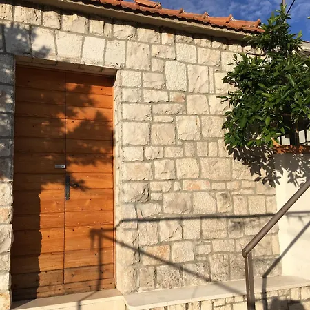 Stonehouse On A Island * Trogir